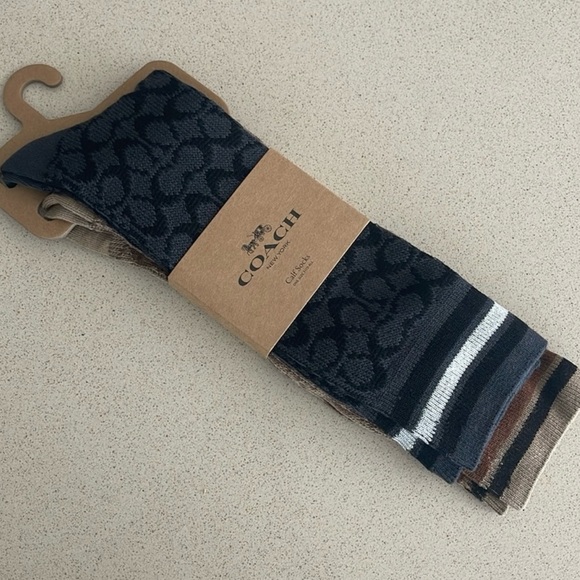 NWT Coach Signature Calf Socks - Picture 5 of 16